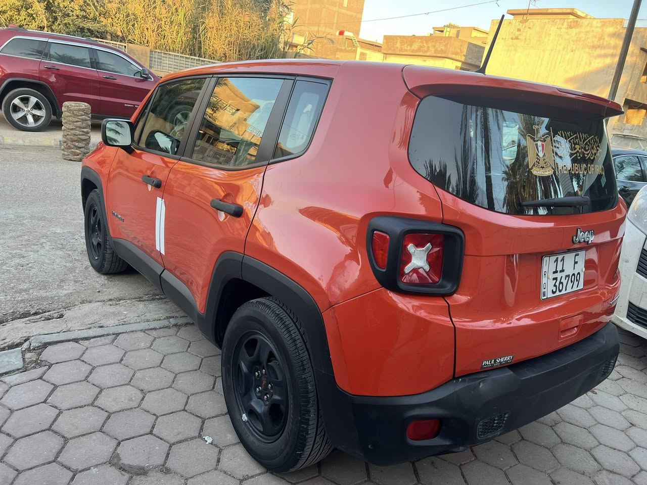 جيب  رينكيد موديل 2019 وارد امريكي رقم بغداد انكليزي سيارة حادث جاملغ امامي ايمن فقط يعني قطعه وحده صبغ بدون دواخل  سيارة ماشيه 77 كيلو متر جاهزة على اخر حبايه من حداديه تخم تاير تدفئه تبريد سيارة احلى من الصور مكان السيارة واسط الكوت مركز المدينه السعر 128 وبيهة مجال ***********سيارة بأسمي
