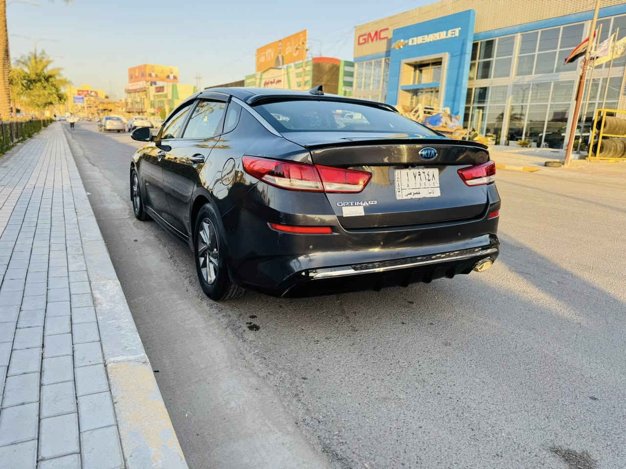 لسلام عليكم كيا اوبتيما2019وارد امريكي  مواصفات  شاشه كامره حساسات   انظمة قياده تحديد مسار رقم أنبار  
   سياره جديده وجاهزه تبريد تدفئه كير مكينه حداديه ماشيه 85 
سياره مكفوله من الصبغ والتبديل شرط السونار  سياره تخم تاير جديد كير ومحرك مامفتوح شرط شركه 
سعرالاتصال على الرقم ***********
