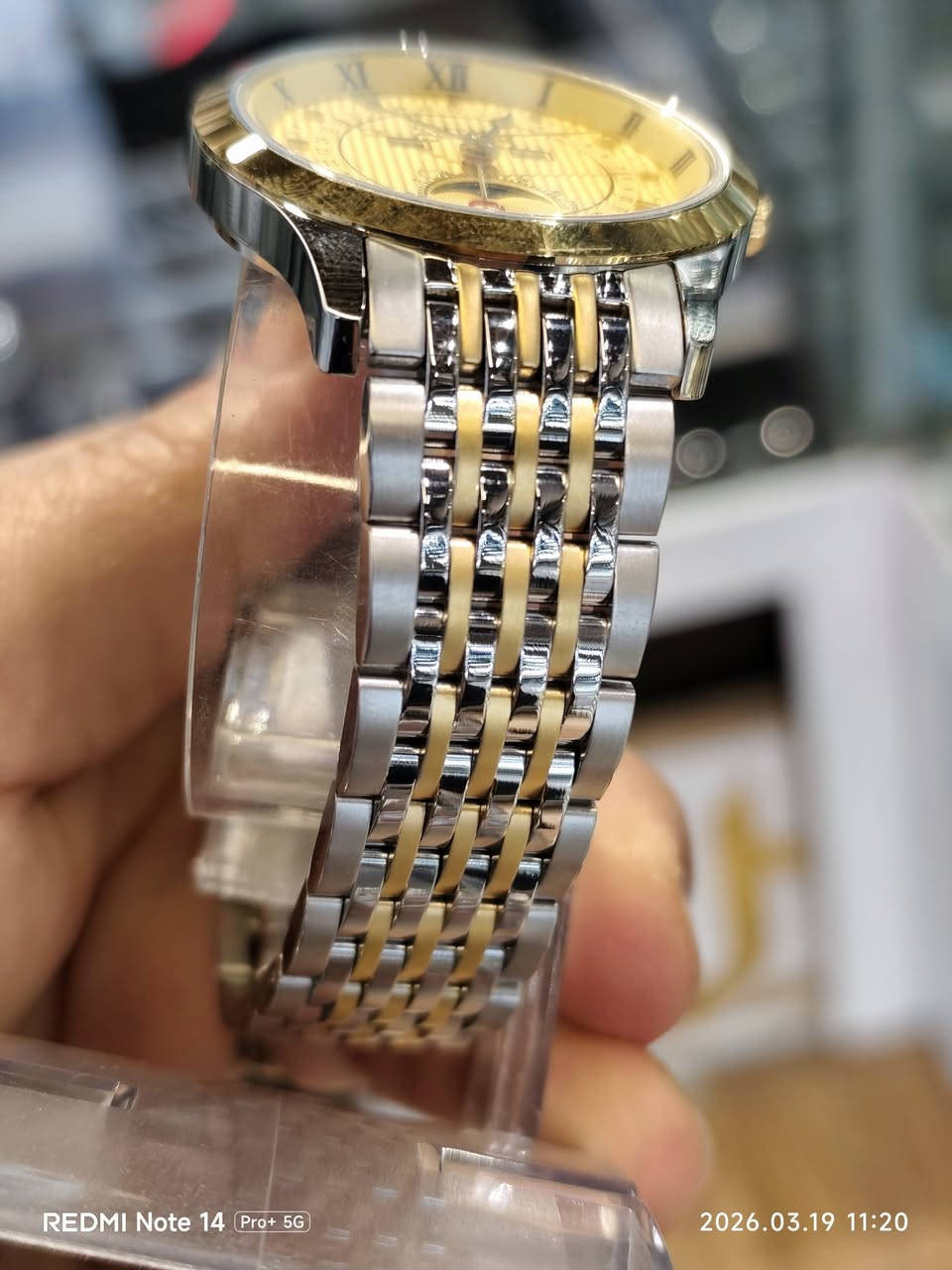 بسم اللە ماشاءاللە

ساعة(ستیزن) کوارتز 
شمسی قمري
نافذة للعرض التاريخ وایام الاسبوع والشهر
نسبة النظافة جدید مامستعمل
قطر 40ملم 
السعر 125الف👉
مکان/السلیمانیە
یوجد توصیل


**إذا كنت صاحب هذا الإعلان وتريد حذفه لأي سبب، رجاءا أرسل رسالة إلى الدعم الفني**