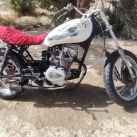 دراجه تايموتو • مكينه خرسه • القرنه ناحية الثغر