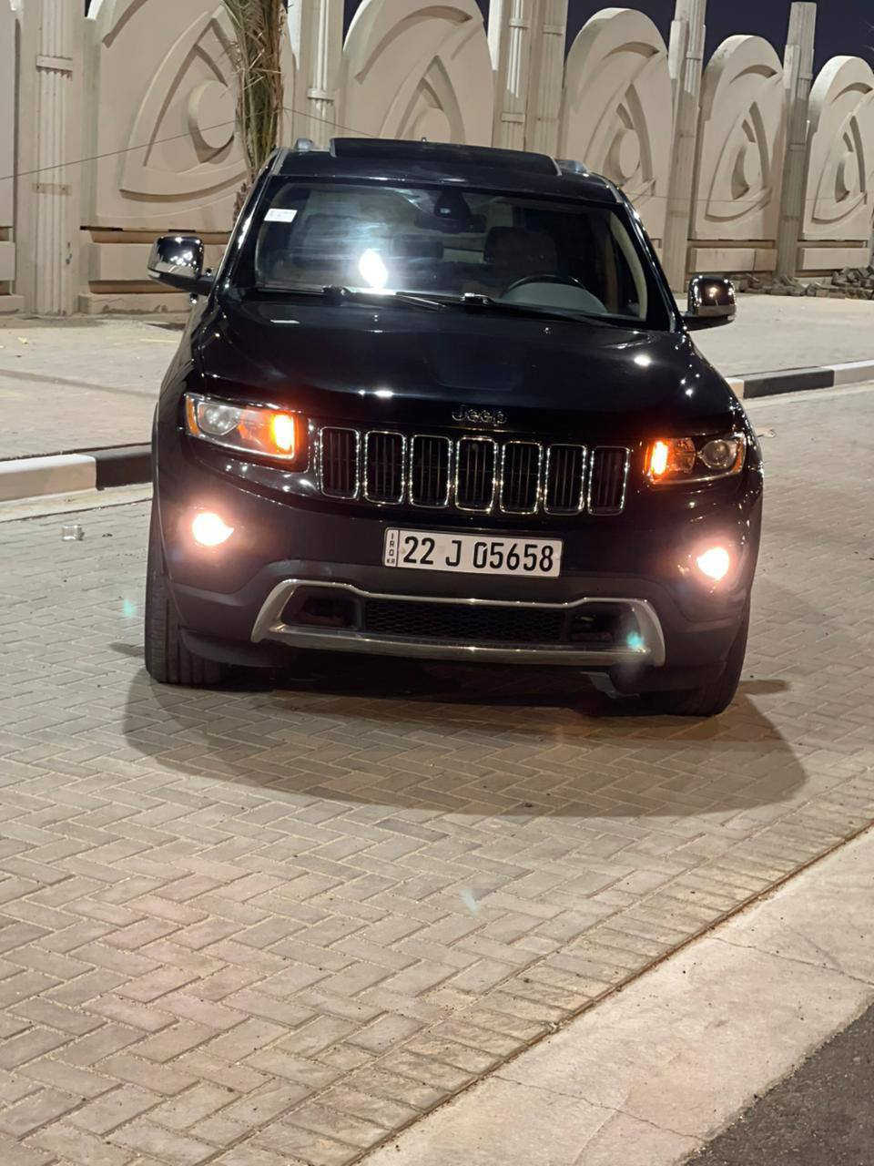 السلام وعليكم جيب شيروكي دوات
فول فول مواصفات جاهزه من كلشي 
دخول جديد كصه جنطه بكاني بصره السعر 85 مجال قليل الشراي  بس الشراي يخابر ***********
