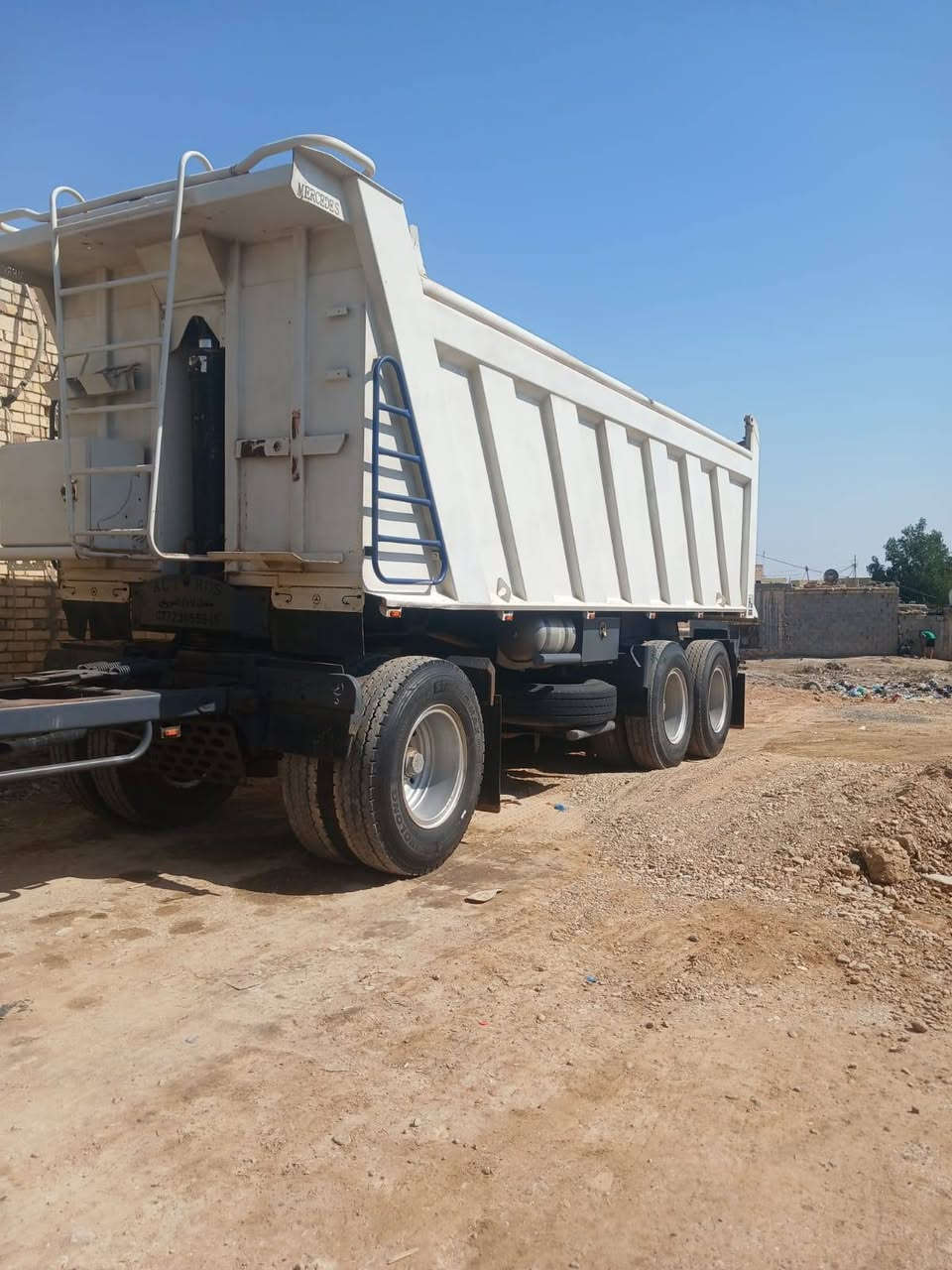 عربانه للبيع شاصي ١٦ دناكير ١٦ *********** الاتصال سعر ١٨٠ وبيهه مجال قليل
