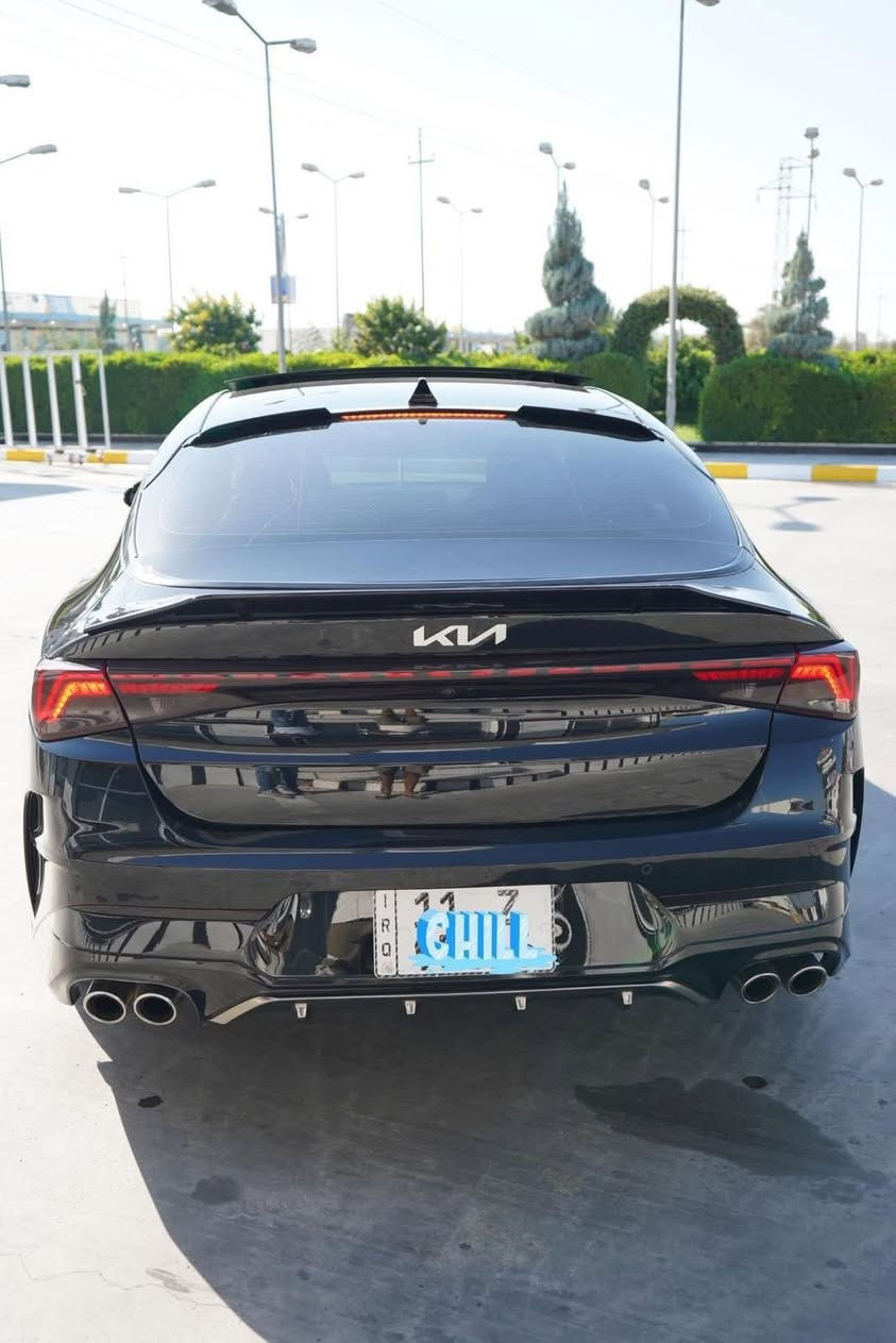 السلام عليكم ورحمة
كي فايف Gt2500تيربو 
حادثها فقط جاملغ سايق تبديل وبيها ٣مكانات بارد اكبر مكان شبر 
بيع او مراوس سعر ١٨٥ورقه وبي مجال مكاني كربلاء 
***********
***********
