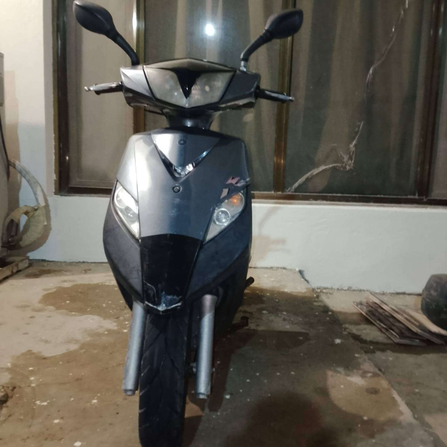 السلام عليكم 
دراجه ماكس ثعلب140
الكفرات ارقم واحد 
كهربائيات كله شغاله 
الكوب اشاير يمنه
يسره مكينه فول
شلعه معدل تشك الكاع خير من الله
نكره سلف نكره هندر الكل وقت
السعر450وابي مجال 
الاستفسار تواصل عله الارقام أو خاص
***********
