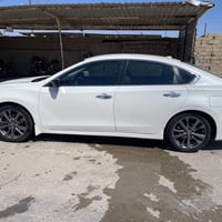 نيسان التما للبيع موديل 2018 sr حادث السيارة  جنطه +  قطعتين رش امريكا...