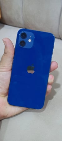 للبيع مستعجل ايفون 12 تك 64   مبدل شاشه   بطاريه 100 مبدل   سعر 165 وب...