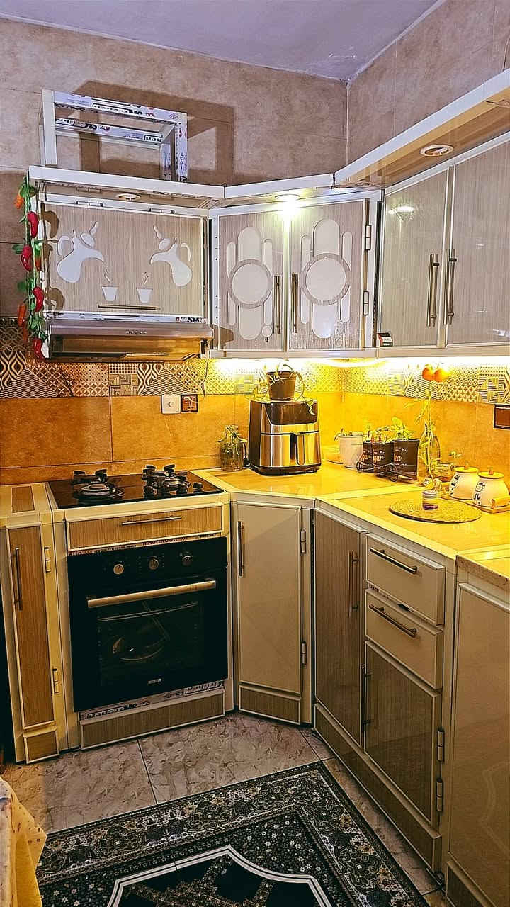 السلام عليكم كاونتر للبيع مع طباخ والفرن سعره ٨٥٠ نهايته


**إذا كنت صاحب هذا الإعلان وتريد حذفه لأي سبب، رجاءا أرسل رسالة إلى الدعم الفني**