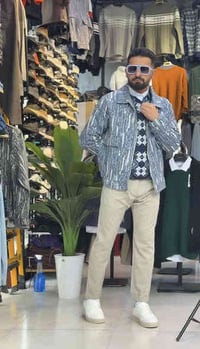 ازياء ايمن عامر • خانقين شارع مزرعة • توصيل لجميع المحافظات