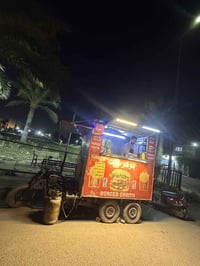 عربانه  بركر متنقله للبيع مكاني بغداد سعرهه مليون وميه وبيهه مجال بسيط...