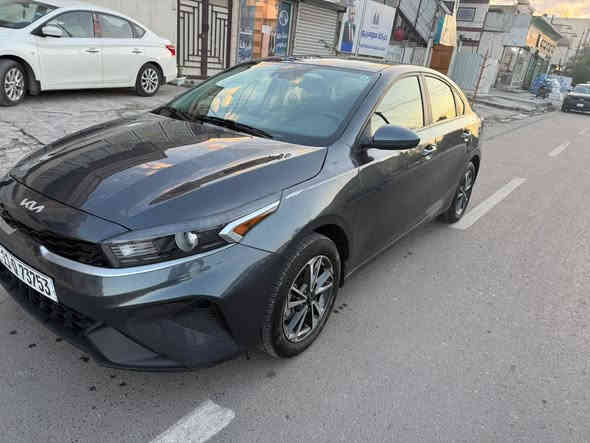 السلام عليكم 
فورتي وارد امريكي موديل 2024
فئة LX
محرك 2000
ماشية 26 الف 
مرقم بغداد باسمي
السعر -(153) ورقة وبيها مجال  
السونار بالمنشور
العنوان بغداد الشعب 
***********
