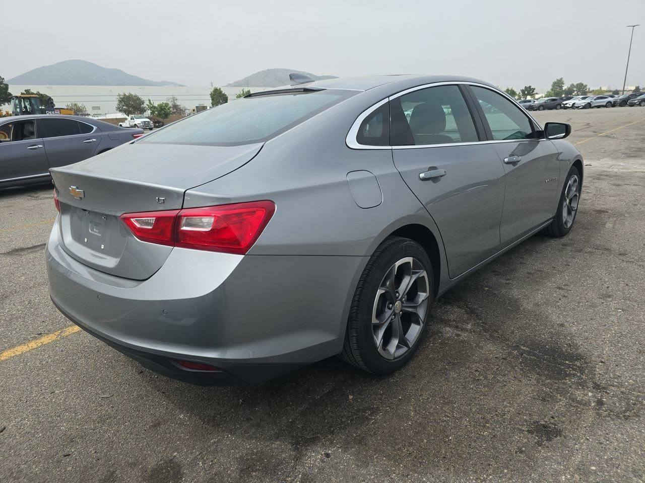 ماليبو2024 رقم جاهز سياره كلين بس تالع كلير امريكا بابين طرف سايق بدون ضربة بدون ايرباك حتا باب ما مافتوح سياره جديد امرقم بسمي  سياره ماشي 36الف  سياره زيرو فول مواسفات
بانوراما بصمه شغال اوتو استار فول فول صور امريكا موجود بل منشور الي شراي يخابرني لايراسل ما اجاوب رساله سعر 153بي مجال مكان سياره كركوك
*********** كركوك, العراق
