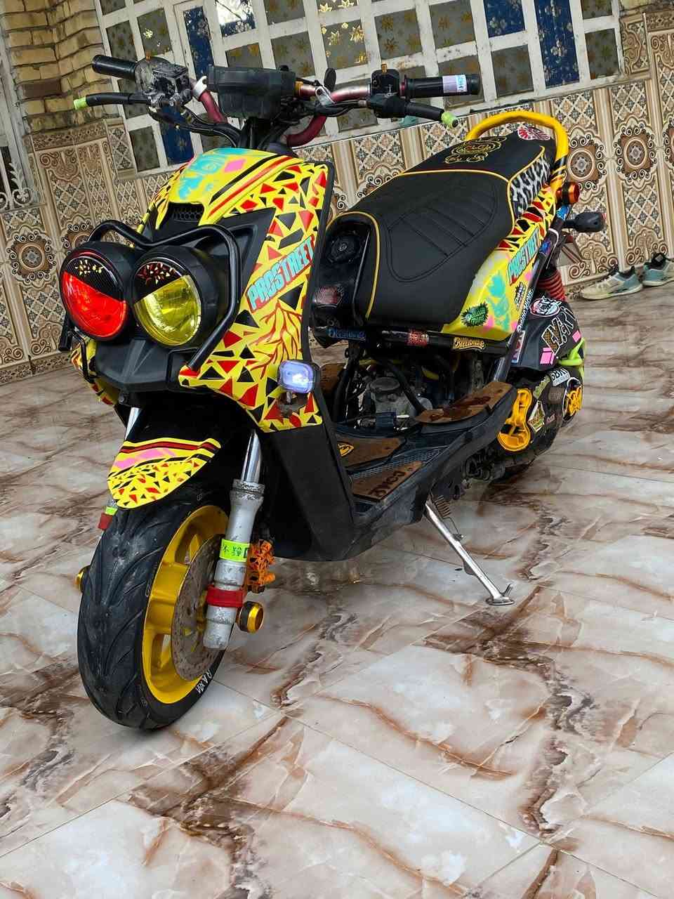 السلام عليكم اخوان سكنز للبيع مزوعه تزويد مال جناي كلشي شقال بيه مامفتوحه ومكفوله من كلشي(-:مكاني بصراه قضاه المدينه}•/.هاذه رقمي الشراي يتصل مو يراسل فدوه،،***********):-التزويد البيه كله بلادي،(؟-لايت ابو عيون //بك لايت)/كلجات//قبق كلجات//قبق فلاوين//قلاف كشن//دواسات قدم//سكان//ستان// صفح//تقليف عام
