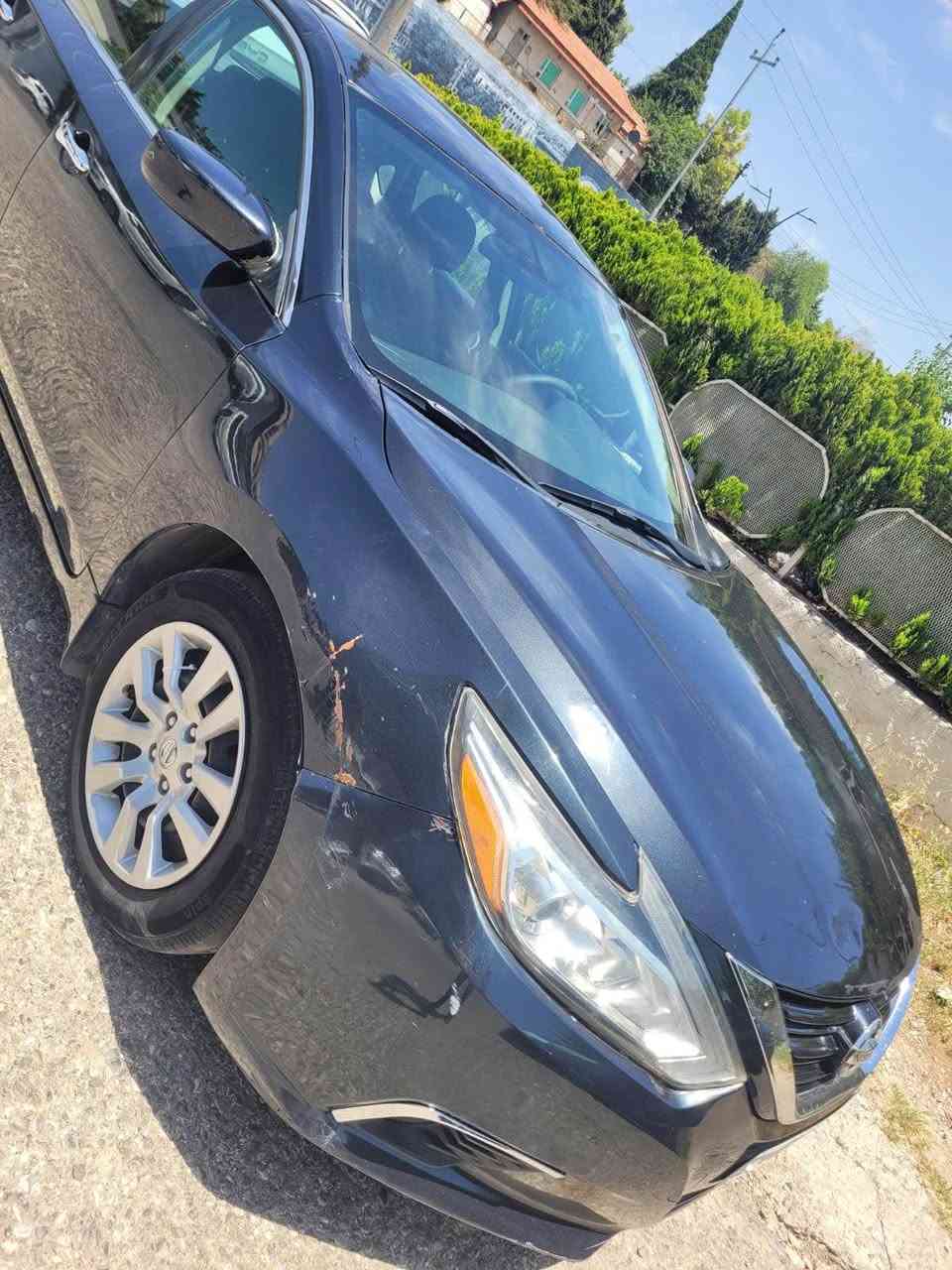 Altima 2016 S
نیسان ئەڵتیما 2016 مواسەفات S سێ پارچەی بۆیاخە و یەک پارچەی پەمپە 
2 پارچەی ئەمریکایە بۆنید + چەمەلەغ سایەق 
چەمەلەغ دوای سایەق بۆیاخە و دەرگای دوای سایەق بەس پەمپە 
بستێک لە پێشی سەقفەکەی تعدیلە بۆنیدی هەڵگەڕاوەتەووە
هەموو ئێرباگەکانی ساغە و هیچی نەتەقیوە 
160,000 مایل ڕۆشتوە 
گێڕ و مەکینەی بەشەرت ، بەڕادی گێڕی بۆ دانراو و تازە ڕۆنی مەکینە و هایدرۆلیکی گێڕی بۆ گۆڕدراوە ،
سەنەوی تا مانگی 12 ساڵی 2027 تازەیە و هەزەی تازەیە بەناوی خۆمانەوەیە بێ کێشەیە 
بۆ نرخ پەیوەندی بکە
*********** Singapore
