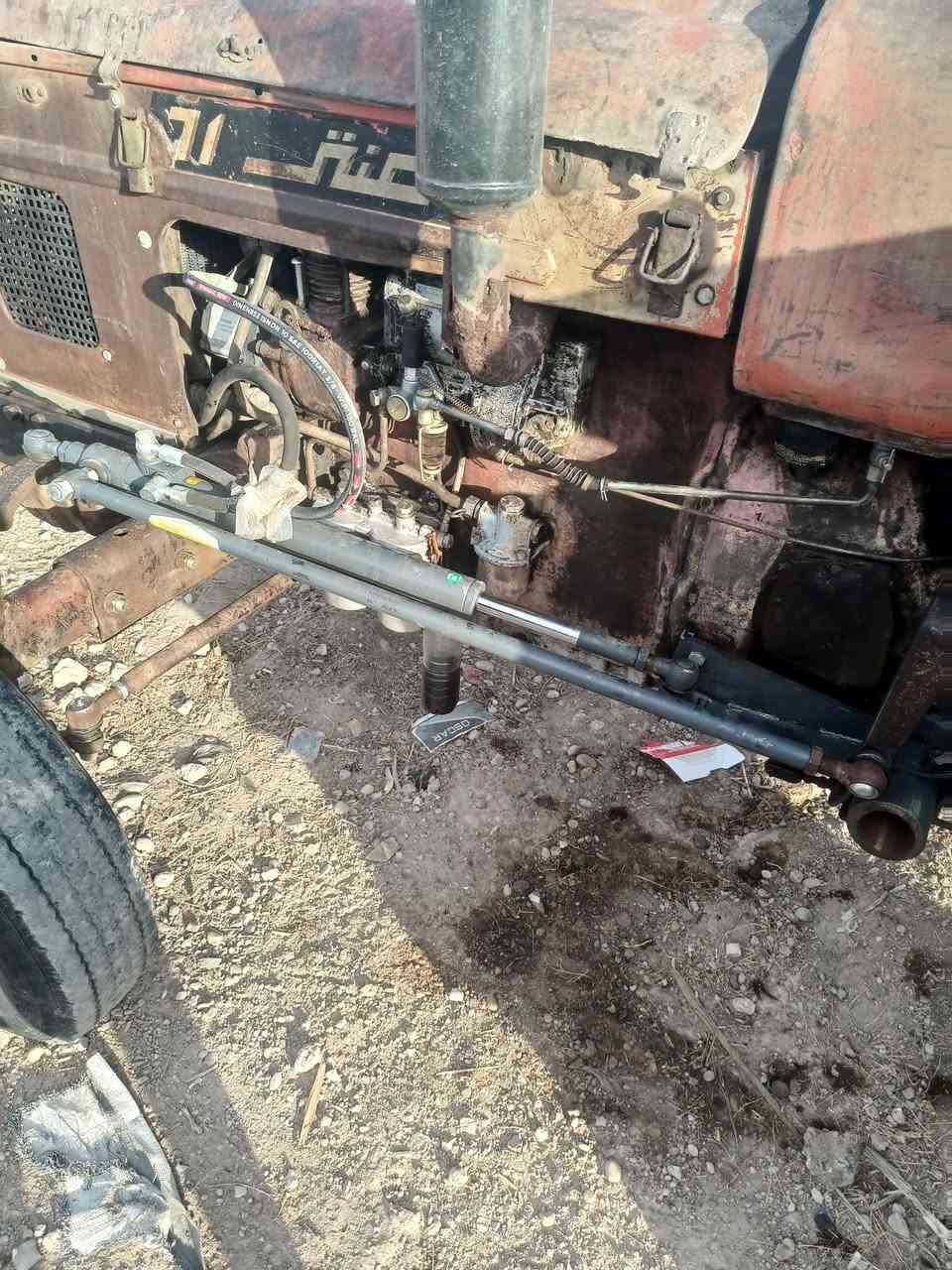 مكينه عنتر  موديل 86  وراهه ديجر  فيدان.  خرماشه.  السعر 6500 بيه مجال ***********.      ***********
