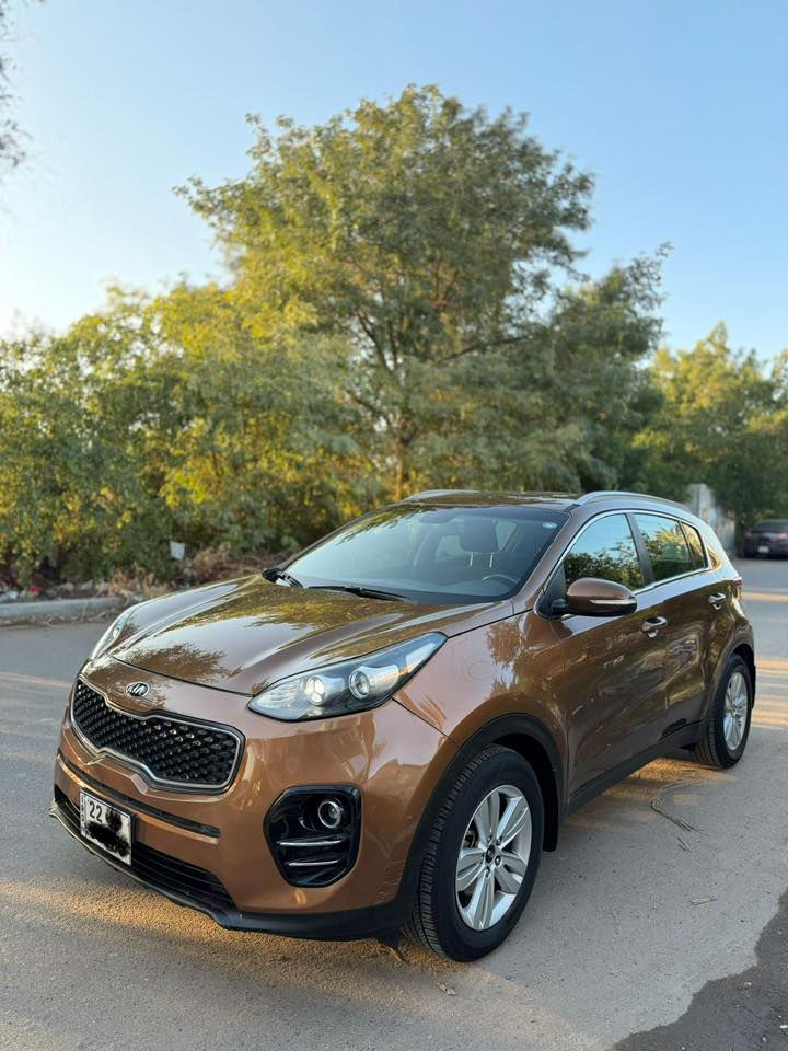 سلام عليكم
للبيع كيا سبورتج 2018
خليجي بيها قطعتين صبغ جاملغ وباب بدون دواخل مواصفات عاديه رقم اربيل جديد اي نفص مابيه السياره جاهزه للاخير ماشيه 65km العنوان بغداد الاعظميه الرقم *********** السعر 160 وبيها مجال
