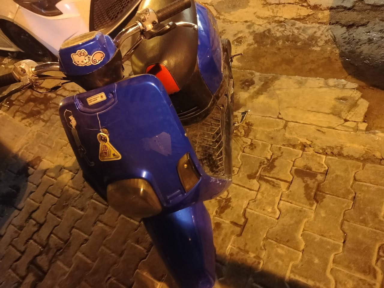 بوليس للبيع الدراجه شغاله كهرباهايات او سلف نكره الدراجه ما مفتوحه كفاله علي فحص مستعجل علي بيعه سعر 450
 الاف للستفسار رقم ***********
