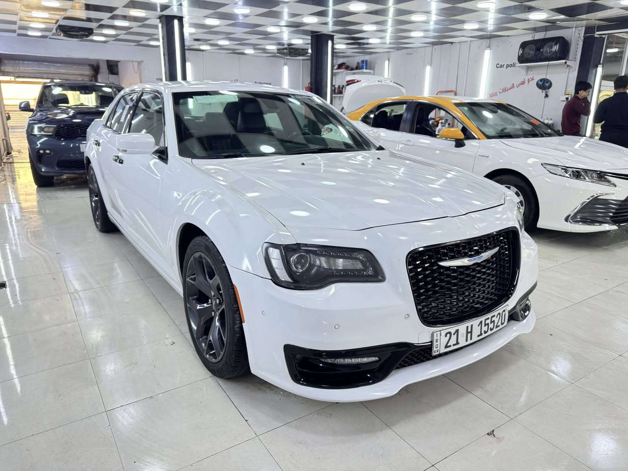 السلام  عليكم
اوباما 2021 S بدون  فتحه  
رقم  سليمانيه  تحويل  وكاله  
موصفات  S فول عدا  الفتحه  
رادار  جانبي 
حساسات 
شفتات  سترين 
كشن  تدفى  
تشغيل عن  بعد 
باقي الموصفات  معروفه 
السياره  حادثه  نص جاملغ  امامي فقط  مصلح  نفسه  بدون  ارباك  بدون  دواخل  
السعر 265  
مكاني كركوك  
***********
