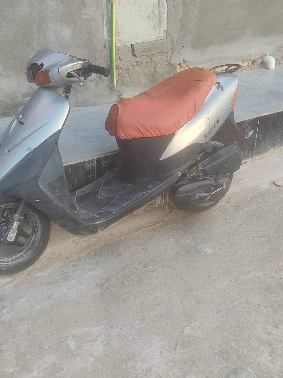 السلام عليكم
ذبانه ساسوكي البيع تايراته جدد + صالنصه جديده 
السعر 210 الأستفسار علئ هاذ الرقم 
***********
