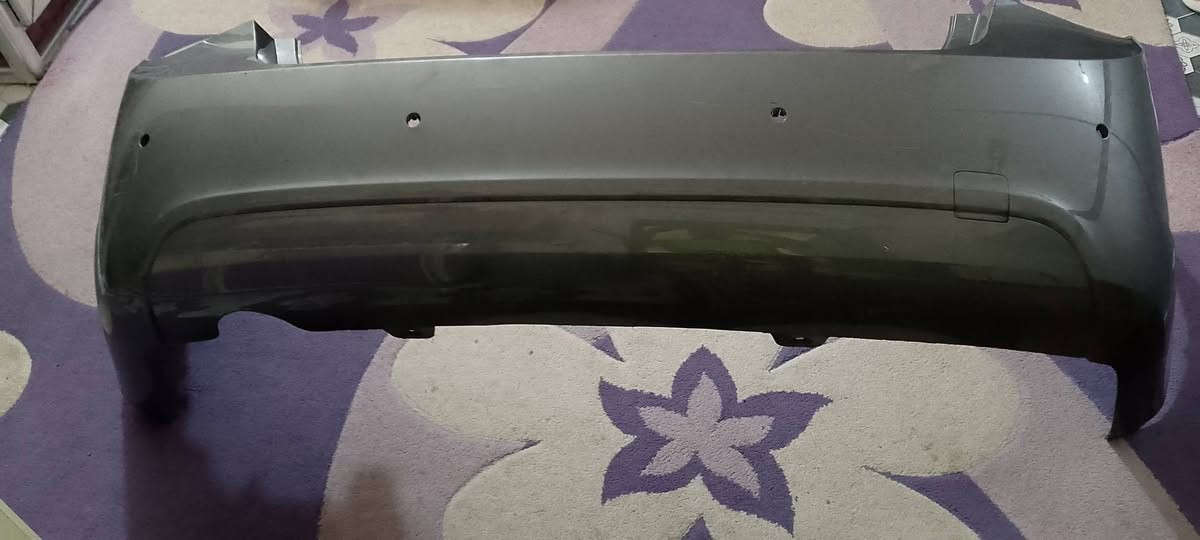 السلام عليكم
دعامية  خلفية ام الحساسات ابلادية مال تفصيخ  شوفر كروز 
ترهم من موديل 2009 الى 2017
السعر 80 ألف 
العنوان بغداد البياع
***********
