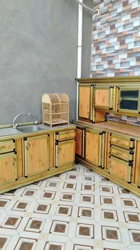 كاونتر نضيف درجه اولى للبيع نضيف نضافة كامله مابيه اي شخط السعر 275وبيه مجال ***********
