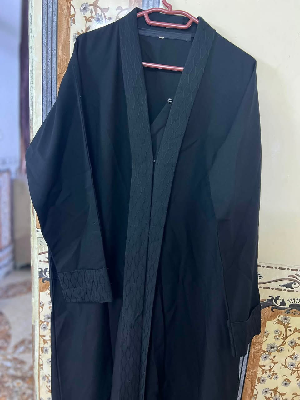 عبايات نسائية فخمة خليجي كوالتي با 10 الف فقط عنوان كركوك قضاء الدبس للحجز وتساب ***********
