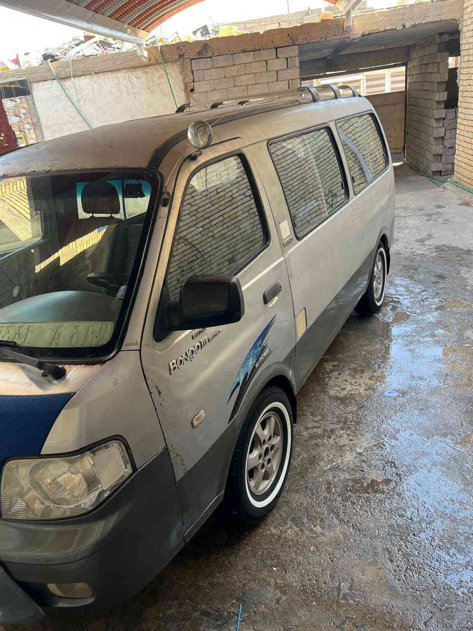 كيا منغولي 2006 للبيع السياره اصل مسكر 4000 مكينه وكير مكفولات شواصي بلاديه وجديده بأسمي تحويل مباشر رقم قادسيه مكفوله من الكص والضربه العنوان بغداد ***********
