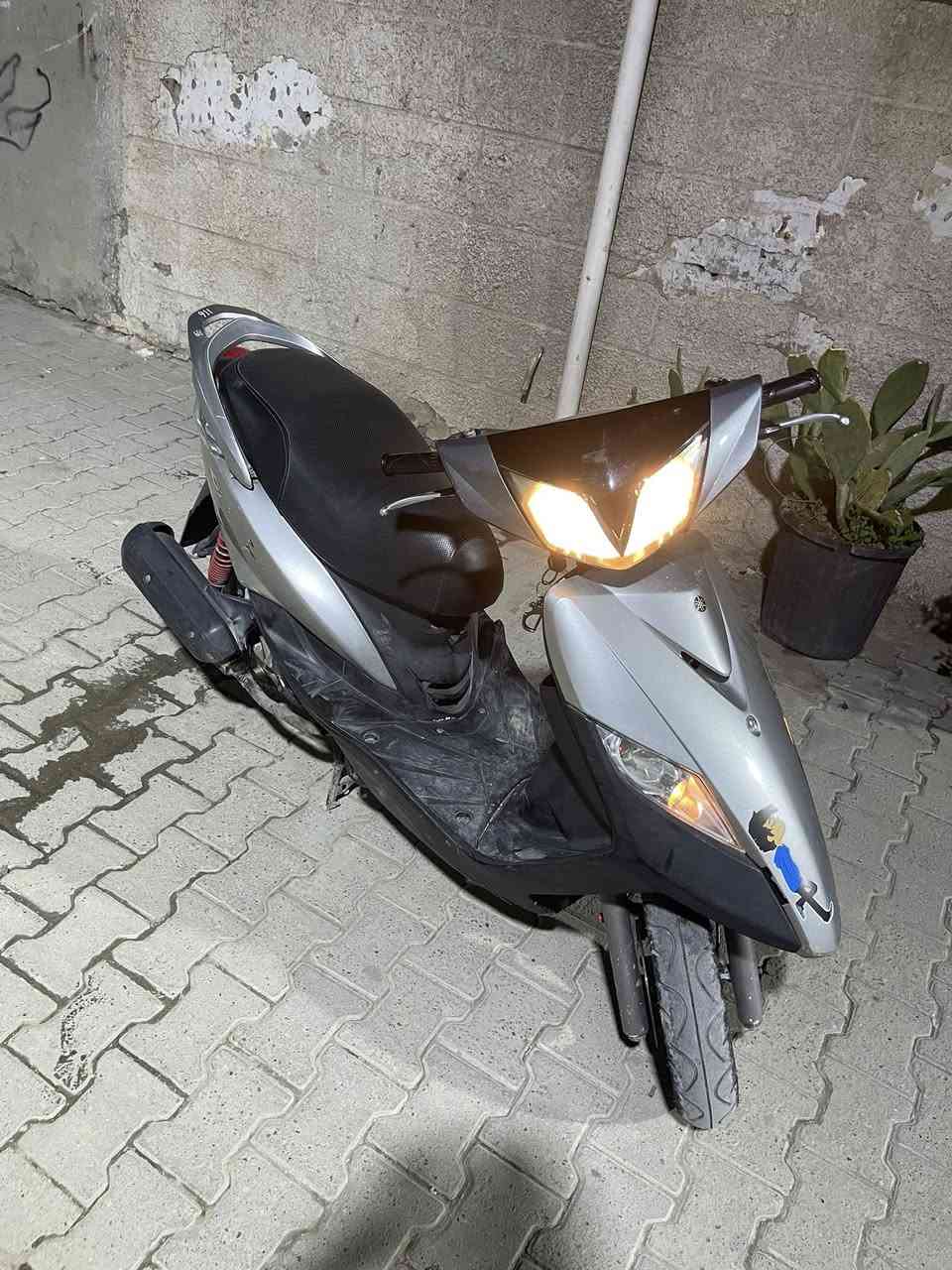 سلام عليكم دراجه ثعلب 140 جديده مال رمبه مكاني منصور وسعر خاص ***********
