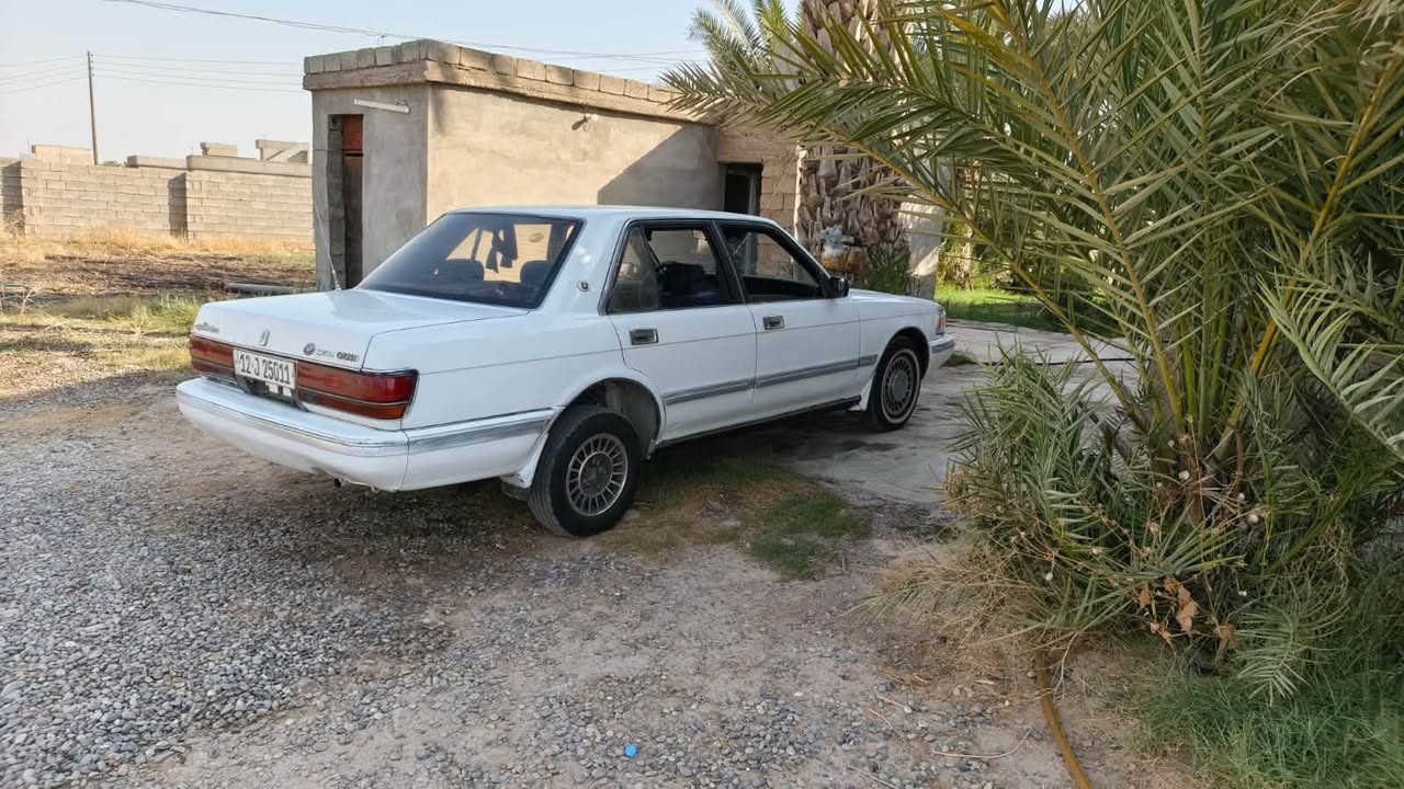 السلام عليكم مكلف بل نشر لا تراسلني خابر ع رقم
سيدان للبيع 
يسار بلادي
گير محرك بطه
رقم نينوى دولي 
سنويه لـ 29
شرط التحويل
مكان السياره الشرقاط السير 
السعر 42وبي مجال قليل 

***********
