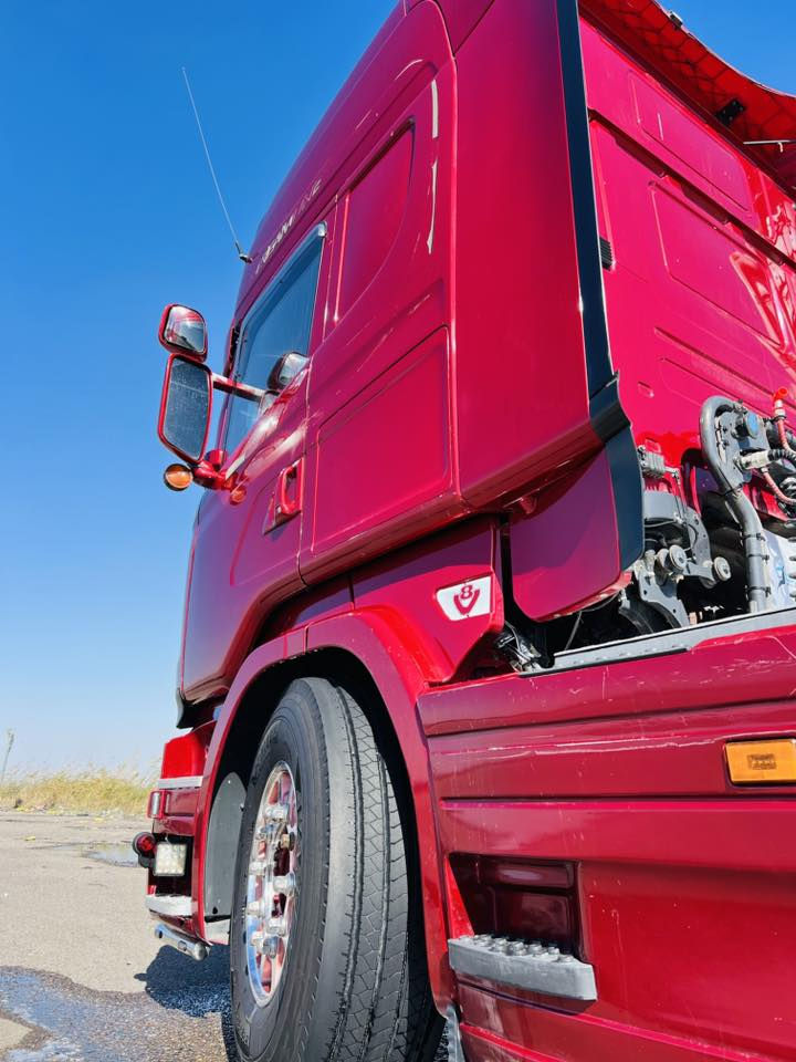 يالله السلام عليكم سكانيا للبيع 2016 مكينه 580 فول مواصفات رتايتر ثلاجة تخم تاير تخم ويل كروم سياره مرقمه سليمانيه جاهزه العمل دواخل كشنين هوء  مكان بابل ***********
