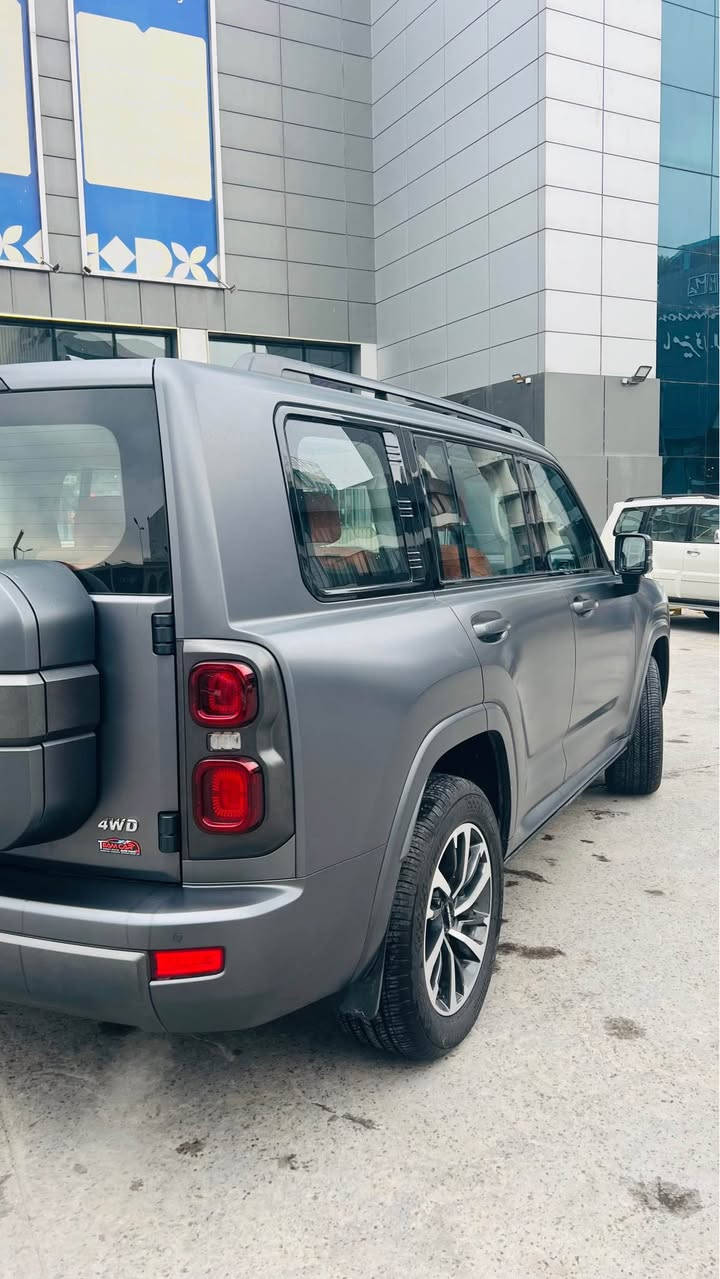 هفال  h9  2025 فول مواصفات اعلى فئه كلين بدون حادث او ضرر السياره مكفوله كفاله عامه محرك 2000 تيربو كير محرك بشرط  السياره ماشيه 6 الاف فقط بعدها بوضع الشركه داخله ضمان الشركه سعر 280 ورقه  
*********** وتساب Singapore
