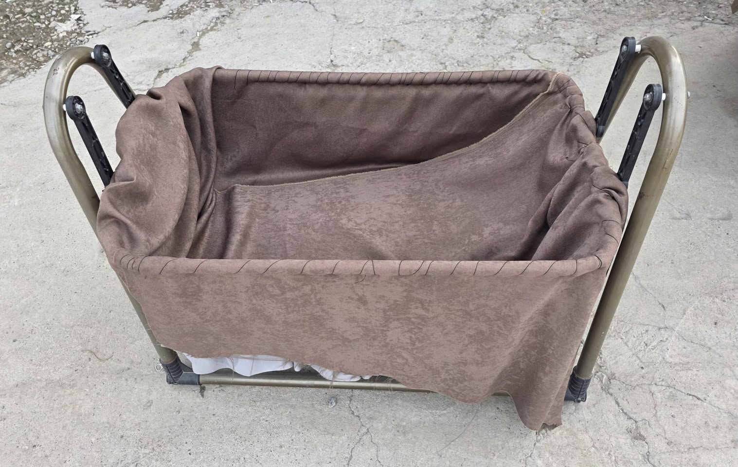 ئەم دوانە بۆ فرۆشتن بێشکە وو هیتەر بێعەیبن کێ ویستی نامە بنێرێ


**إذا كنت صاحب هذا الإعلان وتريد حذفه لأي سبب، رجاءا أرسل رسالة إلى الدعم الفني**