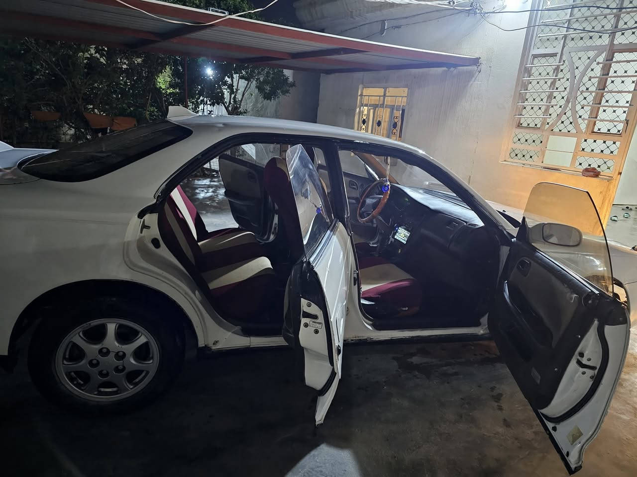 سلام عليكم اخوان للبيع او مراوس ب حديث مع الفرق مارك نفخ موديل 92 مكينة بطة 2500 مكان ديالى شهربان السياره بسمي تحويل ثاني يوم سيارة خير من الله الشراي بي خير ويدلل رقم *********** تحياتي للجميع
