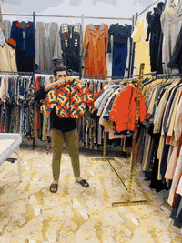 سلام عليكم زبائننا الكرام يعلن مجمع أزياء الخليج على كسر بظاعة جديد شتائي درجه أوله  يوم الاربعاء المصادف2025/11/12العنوان ميسان منطقة المحمودية خلف صحة الطلاب شارع علوه المخضر بأدرة عباس الغراوي الهاتف ***********
