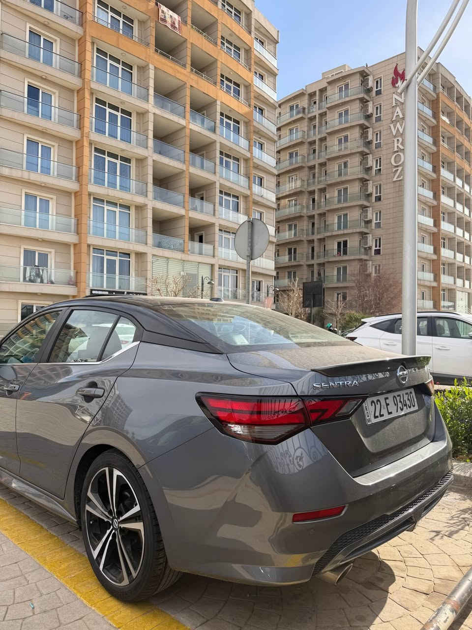 موديل 2022
مواصفات فول فول SR plus
1 قطعة صبوغ 
بدون داخل ارباگ شرط 
سقف اسود سلايد
بسمه رادار گدام هم ورا هم جانب بى
كوشن جلد كهربا 
كوشن هيتر ستيرن هيتر
رقم سنةوى جديد
رقم شانصى 3N1AB8DV8NY242618
رقم موبايل *********** أربيل, العراق
