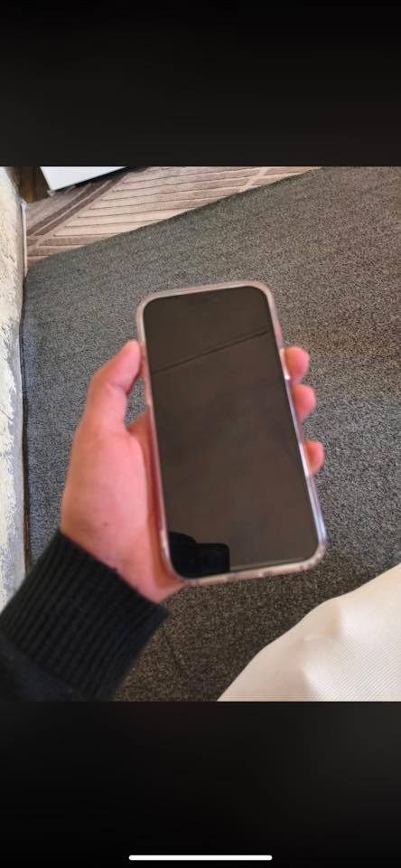 السلام عليكم 17 متوازي كلش ع بيعته عندي ظرف مكفول من كلشي بطاريه 99 المكان بغداد. سعر مليون350 متوازي كلش الي يريده يتصل ويجي هسه ياخذه ‭0771 852 8752‬ تصال او واتساب
