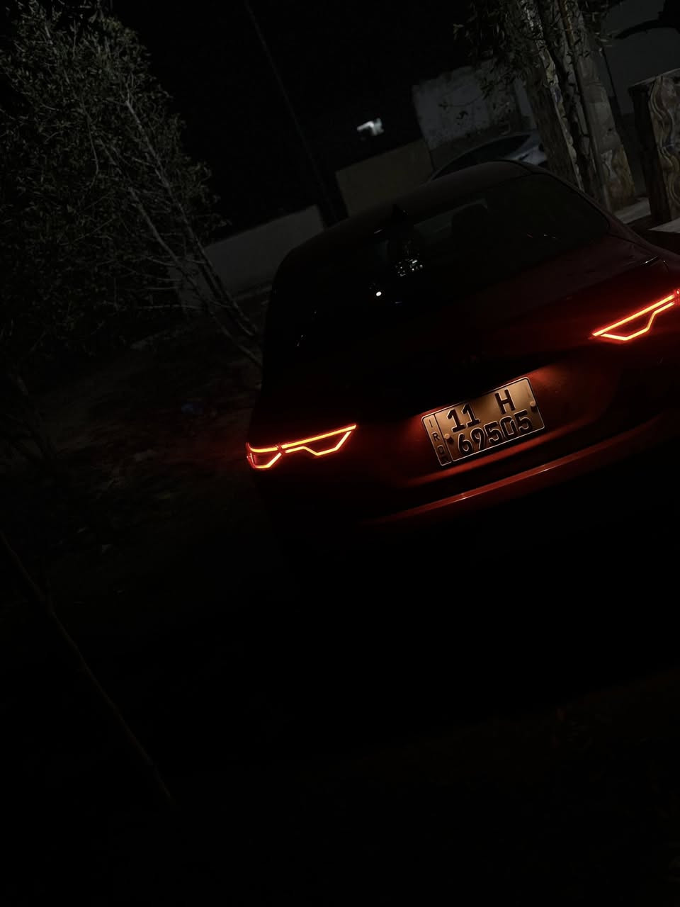 سلام عليكم فورتي ٢٠١٩ مواصفات الEX معروفة تبريد قطعتين وبصمة وفتحة وترحيب وهواي سوالف 
رقم بغداد السيارة باسمي مناقصها برغي وقبل ١٠ ايام نفضت الصدر امامي خلفي وهواي شغلات سويت ادامة بيها السيارة خير من الله رقمها بغداد كير (cvt) مكينة ال٢٠٠٠ دوش كير ومكينة مكفولات السيارة بيها ٣ قطع تبديل اصلي وكالة بدون صبغ وقطعتين صبغ ونص  يعني تريد تحسبها مصبوغة عام تريد تحسبها ٦ قطع بكيفك تجي وتشوف وسونار عندي القمارة مصبوغة ( مكانها بغداد / البلديات ) معروضة ب١٢٥ وبيها مجال سيارة مناقصها برغي وحلوة ومرتبة م/ السيارة بدون دواخل 
الاستفسار (***********) 
يوجد واتساب اي وقت تحب اتصل او راسل واتساب 
بيع او مراوس 🖤 عندك مراوس راسلني ونشوف ونتفق معجبتك السيارة الفيس والسوك كلشي بي اذكر الله بكلمة وشوف غيرها 😘
