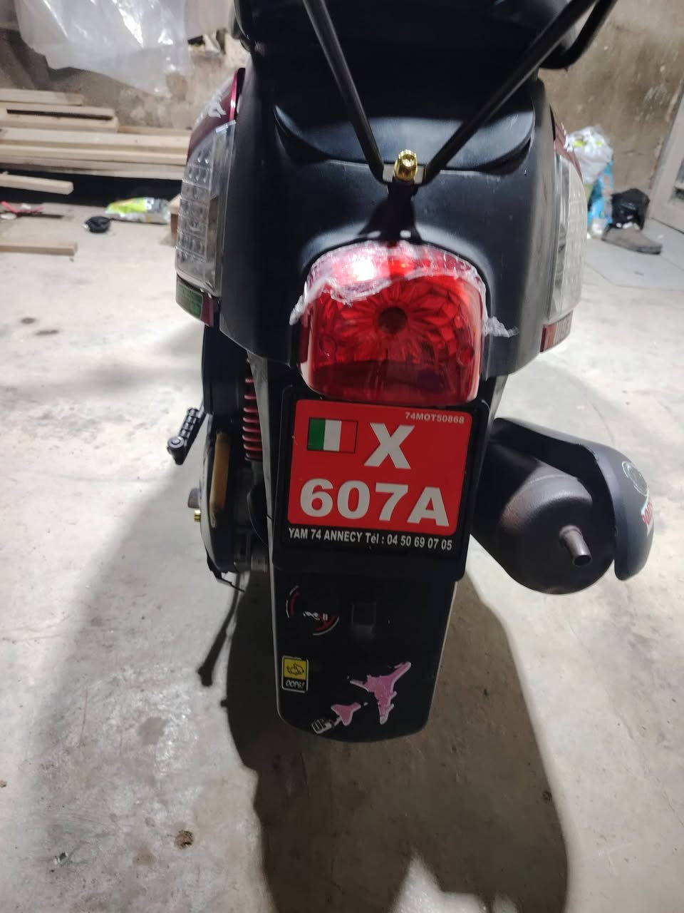 دراجة بوليس للبيع السعر ٧٥٠ وبيها مجال العنوان كوت حي الجوادين ***********
