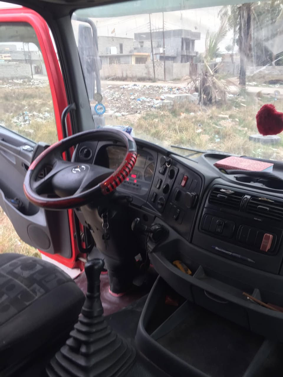 اكسور للبيع راس تريله

موديل ٢٠٠٦

رقم ديالى سنوي غير ساقطه

سياره كفاله عامه 

كير عادي

خمسة طكات رتايدر

حجم ٤٠

صوبه تدفه تبريد

تخم تاير

رقم الهاتف ***********
