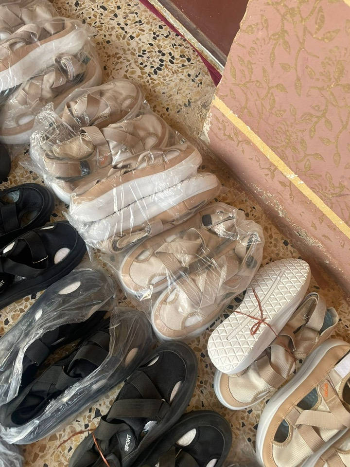 شحاطات رجالي شبابي نسائي بناتي تصفية المحل 160 مشكل


**إذا كنت صاحب هذا الإعلان وتريد حذفه لأي سبب، رجاءا أرسل رسالة إلى الدعم الفني**