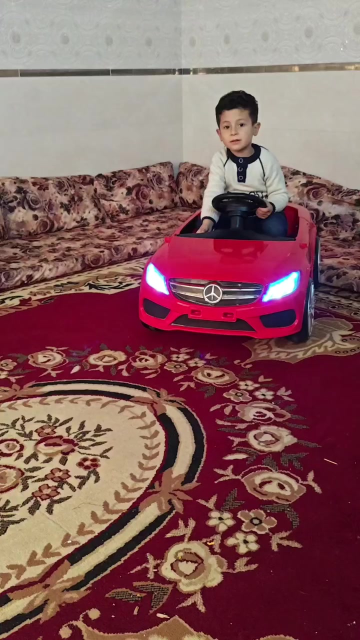 سياره كهربائيّة بسعر 60 الف وبيها مجال
من عمر1_5 سنوات 
الطول95
الرتفاع35
البطاريه 12V
 ولايت امامي خلفي💡
وموسيقى  🎵
هزاز 
تحكم عن طريق الطفل 👶
 موصل جانب ايسر  قرب
مول سنتر حسين


**إذا كنت صاحب هذا الإعلان وتريد حذفه لأي سبب، رجاءا أرسل رسالة إلى الدعم الفني**