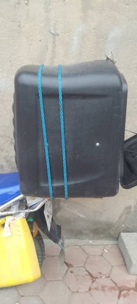 صندوق دلفري للبيع جديد مامستخدم أسبوع سعره 30الف 07713198193