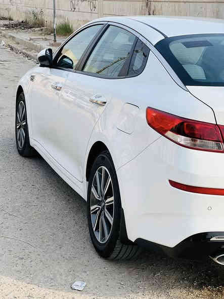 � كيا أوبتيما 2020 – خليجي / مكفولة
المواصفات:

 • محرك 2400
 • السيارة خليجي
 • المكفولــية: كفالة عامة
 • المالك: السيارة باسمي – تحويل مباشر

الملاحظات:

 • فقط رصعة بسيطة بالقمارة (طلقة طايشة) – بدون أي تأثير آخر

السعر:

 • السعر المطلوب: 220
رقمي  ‭٠٧٧٨ ٢٧٤ ٨١١١‬
