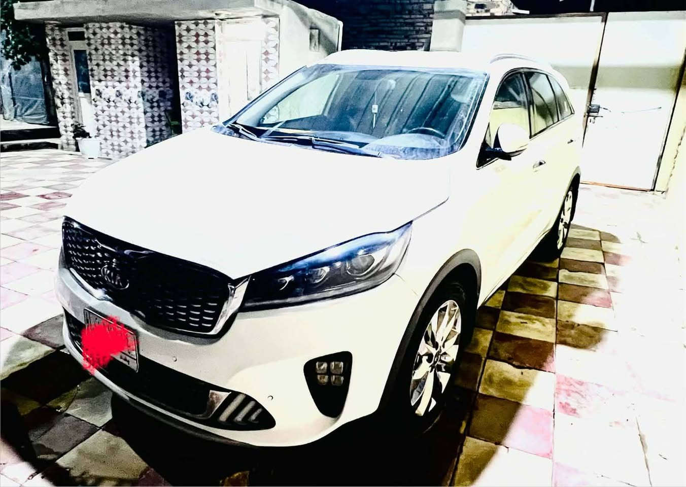 سورنتو 2020 خليجي رقم بغداد مكفوله من الصبغ والتبديل بيها صبغ دعاميه وبارد بالبنيد اصبعين فقط والباقي مكفول مكانها بابل السعر 255  وبيها مجال ***********
