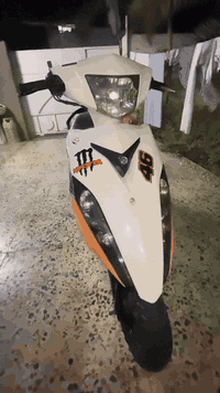 سلام عليكم من رخصه ادمن الكروب دراجه ماكس ياماها طراز 125 دراجه نضيفه جداً اخذتها رمبه راعيها منتسب وميطلع بيها وعنده سياره يطلع ع كد الحاجه ونضيفه جداً سعر خاص 
الاستفسار اكثر الاتصار برقم 
*********** 
وتحياتي
