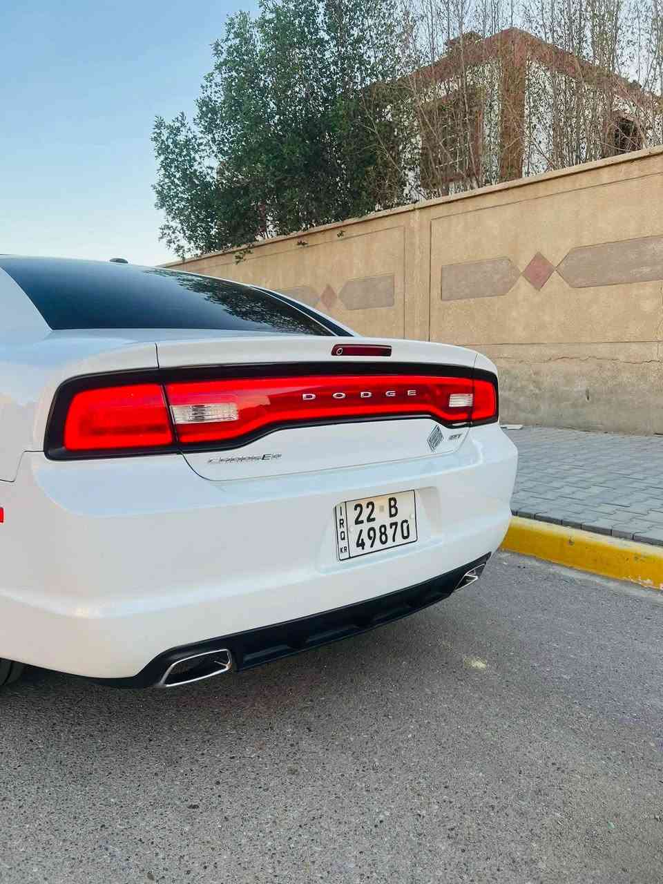 السلام عليكم جارجر مديل 2014 رقم اربيل الجديد وارد كندي سيارا أكلين كفاله مكينه 3600 فتحه شاشه كبيره گير طيارا السياره جديده ما بيهه أي نقص جاهزه من كلشي داخل احمر للاستفسار *********** شط العرب, البصرة
