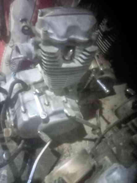 سلام عليكم شباب  محركات مال تفصيخ ، سعر على 35 شراي يجي خاص مكاني بيوت دوميز يم موقف كيات ،،***********
