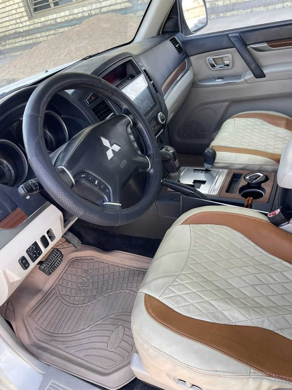 2009 حبتور فول مواصفات مكينه 300 مكفوله السيارة محرك كير شركة رقم بغداد حدادية جديده ماتصرف عليها ربع مكاني الفلوجة السعر 130 $
***********
