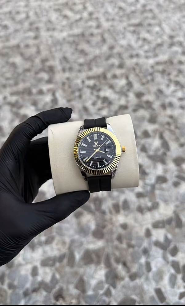 أي واحد رايد ساعات تراسلني على ال WhatsApp
*********** دهوك, العراق
