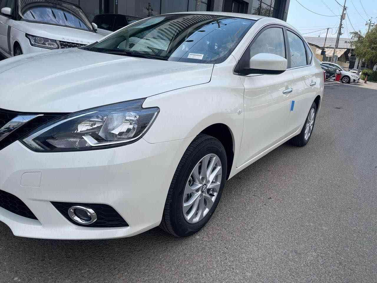 وصول وجبة نيسان سنترا سيلفي (( 2025 )) زيرووو رقم اربيل الدولي الجديد 
((  العقد والوكالة مجاني والتحويل مباشر))
المواصفات :
فتحة سقف،
شاشة،
كاميرا ،
داخل بيجي،
تحكم ستيرن،
ويل كب حجم 16 ، 
مانع انزلاق ، 
محرك 1600 ، 
يدات نيكل ، 
تبريد خلفي ، 
بلوجتر،
مري كهرباء ، 
لايت ماطور ، 
نظام Eco ، 
نظام ABS ,
ايرباك عدد ( 6 ) ,
عنواني الاعظمية ،
موبايل ☎️ *********** . بغداد, العراق
