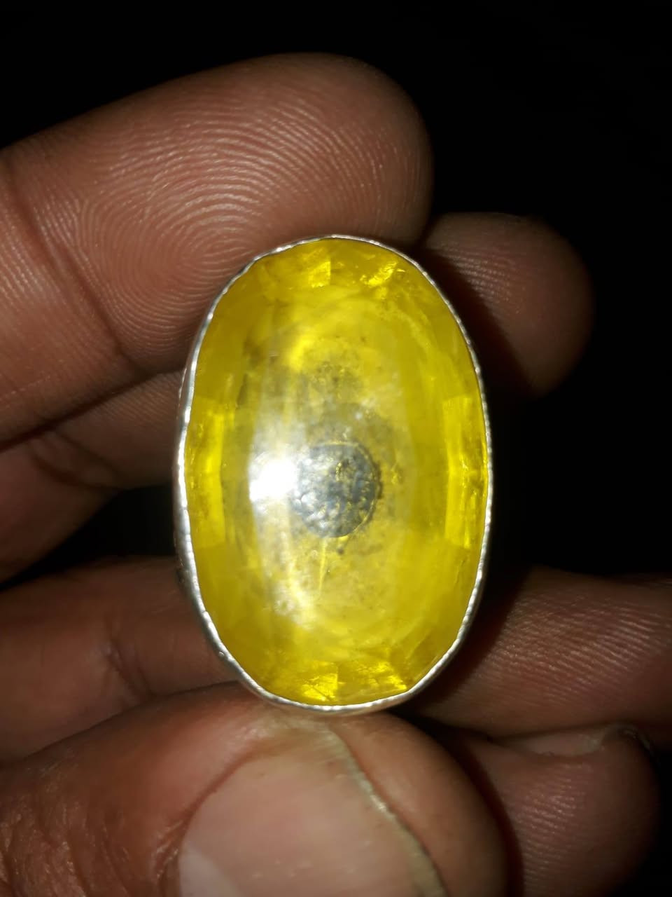 محبس ياقوت اصفر صياغه ثقيله جدن حلو قياس ٢٥سعر ١٢٠الف غرام ٣٠


**إذا كنت صاحب هذا الإعلان وتريد حذفه لأي سبب، رجاءا أرسل رسالة إلى الدعم الفني**